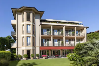 Hotel Franceschi Hotels near Bagno Dalmazia
