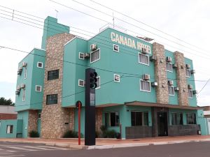 加拿大飯店