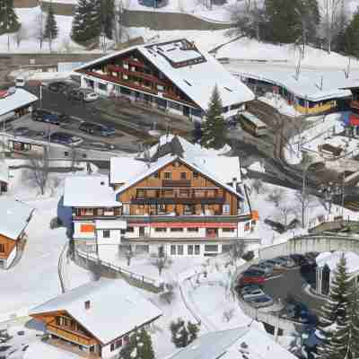 Alpe Fleurie Hotel Exterior
