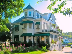 Harbour Towne Inn on the Waterfront