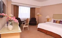 Hotel Gran Puri Manado Hotels in Sario