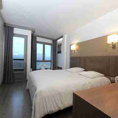 La Chartreuse Logis Hotel Restaurant Rooms