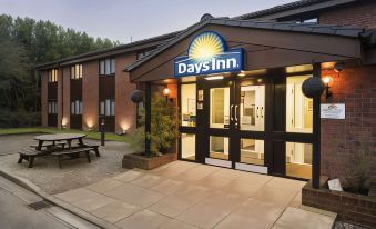 Days Inn by Wyndham Bridgend Cardiff M4