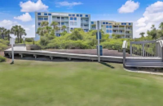 紅色帷幕提供的1386船觀圈3卧室公寓