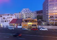 Dolphin Inn Guesthouse