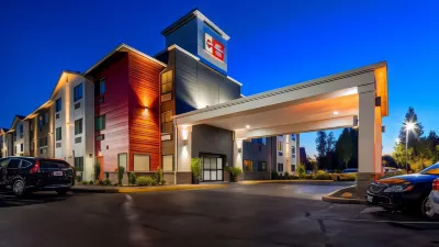 Best Western Plus Executive Hotel  Suites Hotels near Sam Houston Jones State Park