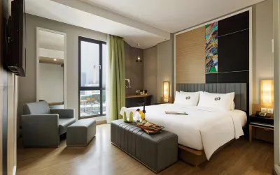 MaxOne Platinum Hayam Wuruk Hotels in Gajah Mada