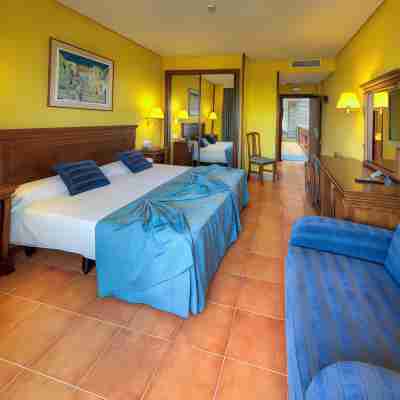 Hotel Porfirio Rooms