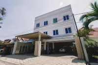 RedDoorz Near Hermes Place Polonia Medan