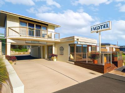 Loch Ard Motor Inn