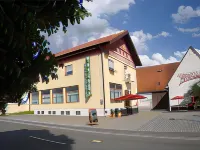 Hotel Gasthof Herderich Các khách sạn ở Schlusselfeld