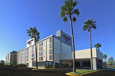 Hampton Inn by Hilton Monterrey-Airport Hotel berhampiran Lapangan Terbang Antarabangsa General Mariano Escobedo