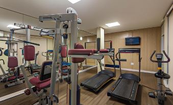 Leopoldo Hotel - Housity