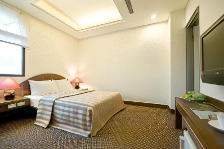 Good Ground Hotel Tainan