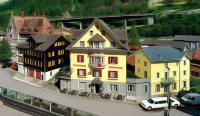 Hotel Sternen Bed and Breakfast Hotels near Glacier Express
