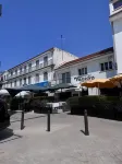 The Pearl - Cascais Guest House - City & Beach