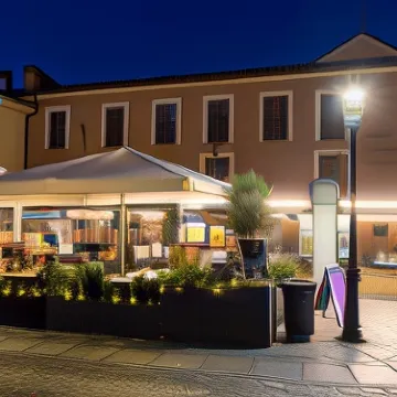 Hostal Restaurante Puerta del Alcázar Hotels near Ávila City Hall