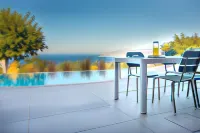 Plethora Luxury Suites