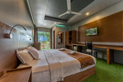 Maamadi Boutique Hotels near Maafushi