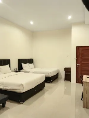 Grand Toba Hotel Hotel dekat Bandara Silangit