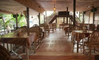 Symphony Palms Beach Resort and Spa