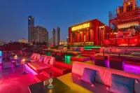 Amdaeng Bangkok Riverside Hotel