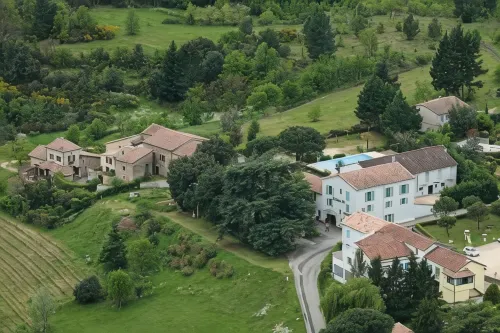 Logis Hôtel Restaurant le Chêne Vert Hotels in Thueyts