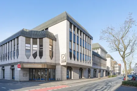 Bright Lippstadt Klusetor Отели в г. Анрёхте