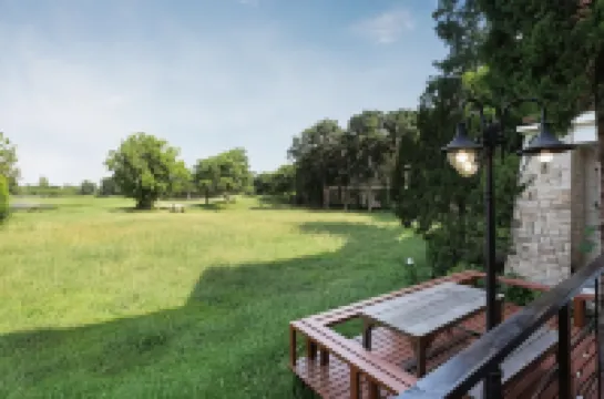 กอล์ฟ วิว สวีท ไพรเวท อพาร์ตเมนต์ เขาใหญ่