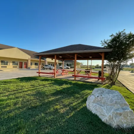 Sunbridge Inn & Suite Extended Stay