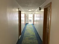 홀리데이 서프 호텔