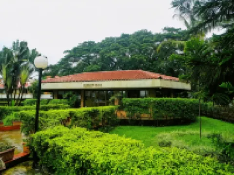 金銀島度假村 Karla Caves附近的飯店