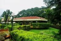 Treasure Island Resorts Lonavala Hotel berhampiran Karla Caves