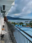 Island Cliff - Mountain View