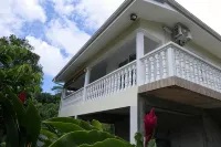 Tropical Garden Self Catering Guest House Hôtels à proximité de : Copolia Trail