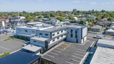 Golden Hotel Hotels in Christchurch