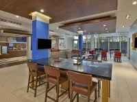 Holiday Inn Express & Suites SOUTH HILL by IHG Hotels in Mecklenburg County