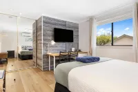 Observatory Guesthouse - Adults Only