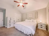 Year Round Rental! Awesome Entertainment, 4 Bedroom-2 King 2 Queen, Pet Friendly