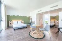 B&B HOTEL Geneva Airport Các khách sạn gần Stade de Balexert