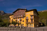 R.T.A. Hotel Monte Rosa