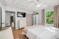 The Rally House: Hot Tub-Centennial Park-UofA-Pet Friendly