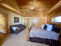Stunning Family Friendly Lake Home Retreat on Beautiful Lake Darling
