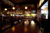 Hotel et le Cafe de Paris - bar