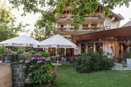 Hotel & Restaurant Becher Отели рядом с достопримечательностью «Парк Ремс»