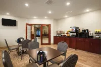 Ramada by Wyndham Edson Hotels in Edson