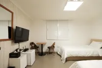 Stay RomanticTrip_Hostel - hostel