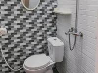 RedDoorz Syariah near Universitas Syiah Kuala Aceh Hotel di Jeulingke