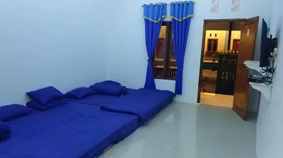 Villa Mutiara Sawarna Kawasan Wisata Gua Gede 주변 호텔