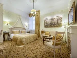 Imperial Hotel & Restaurant
